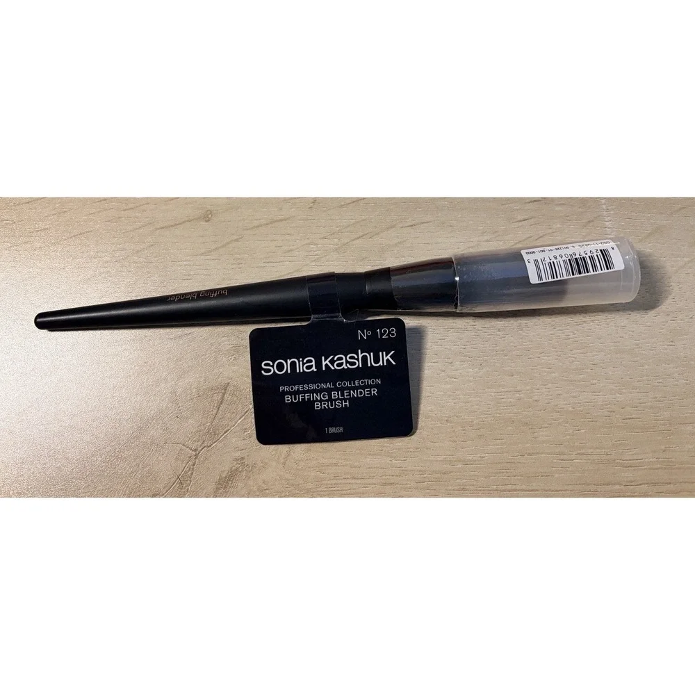 Sonia Kushuk Buffing Blender Brush #123